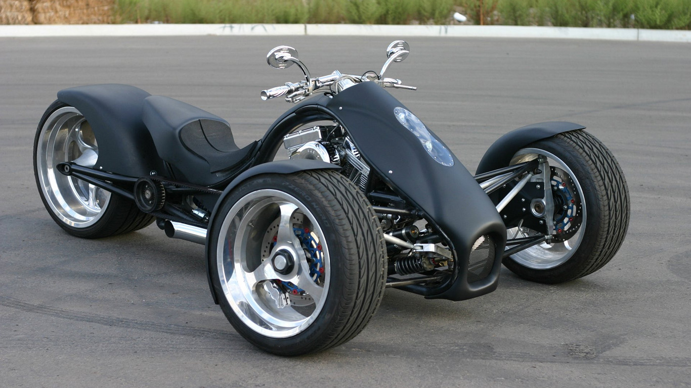 трёхколёсный мотоцикл 

